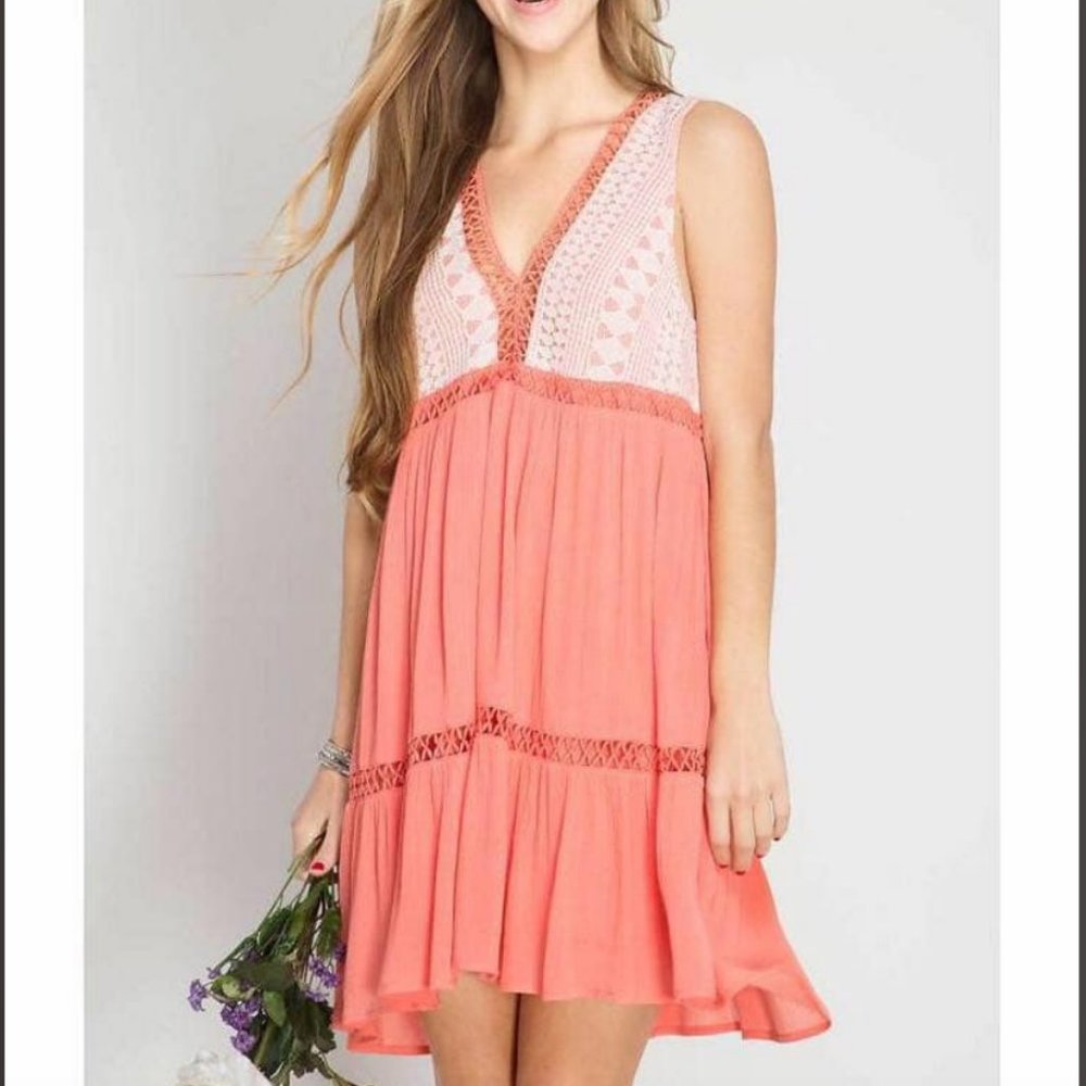 V neck dress with lace